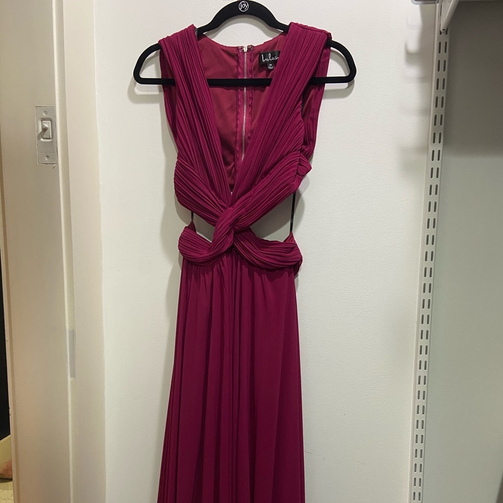 Lulu’s Fushia prom dress